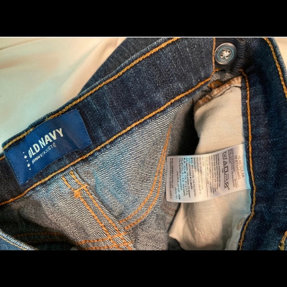 Old navy skinny jeans - Picture 2 of 3